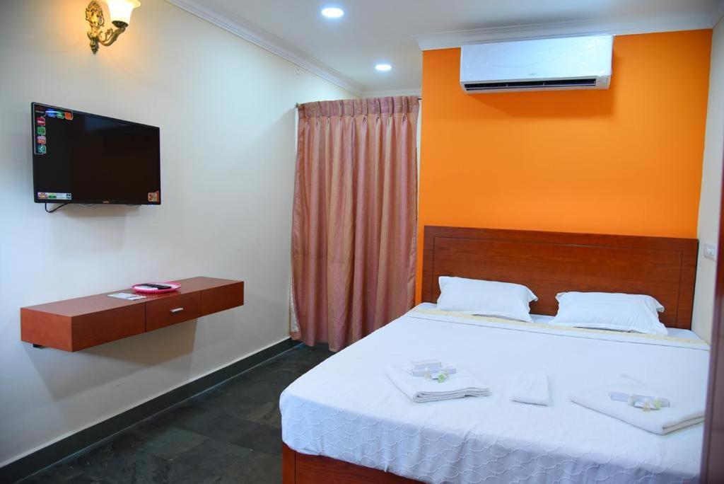 Hotel King Park Pondicherry Exterior foto
