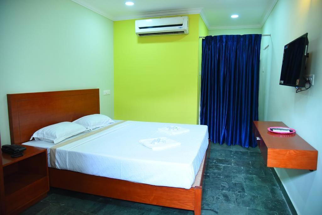 Hotel King Park Pondicherry Exterior foto