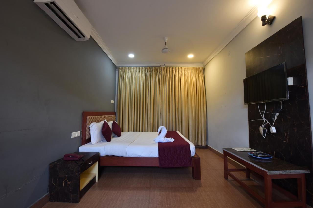 Hotel King Park Pondicherry Exterior foto