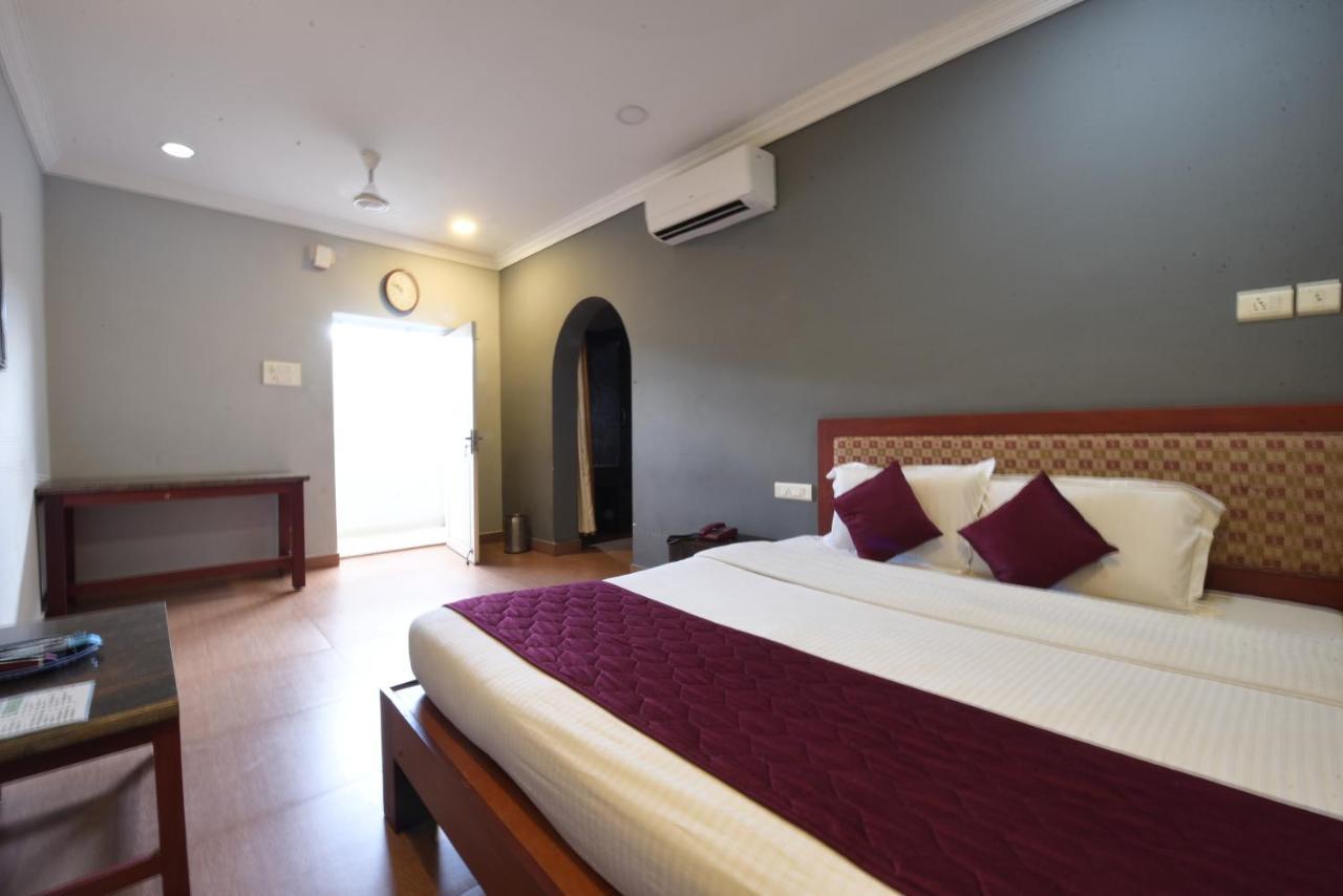 Hotel King Park Pondicherry Exterior foto