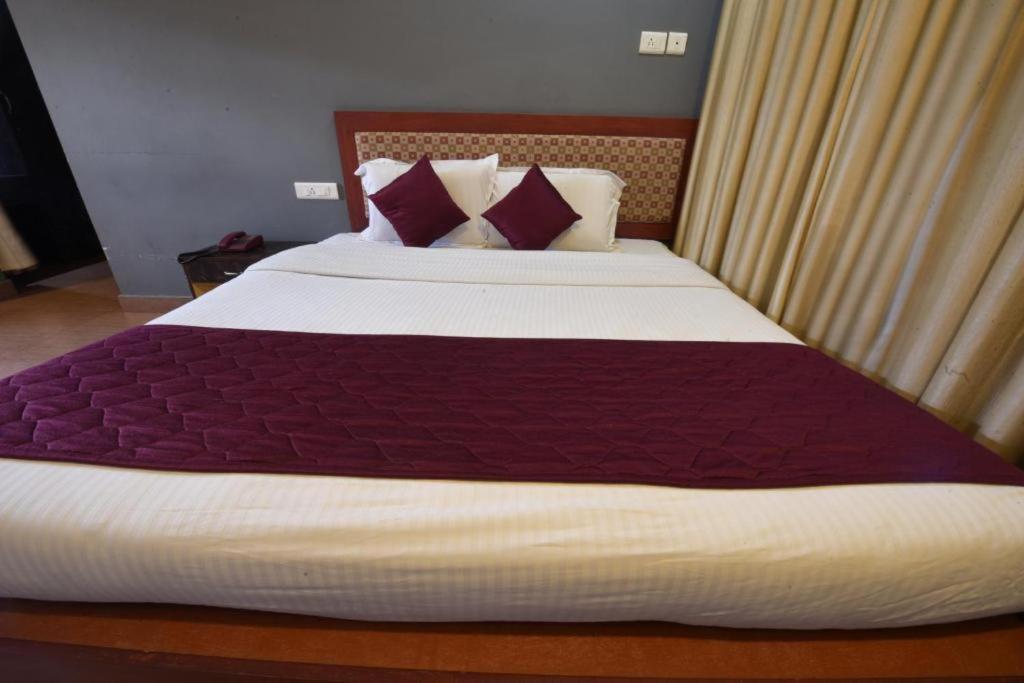 Hotel King Park Pondicherry Exterior foto